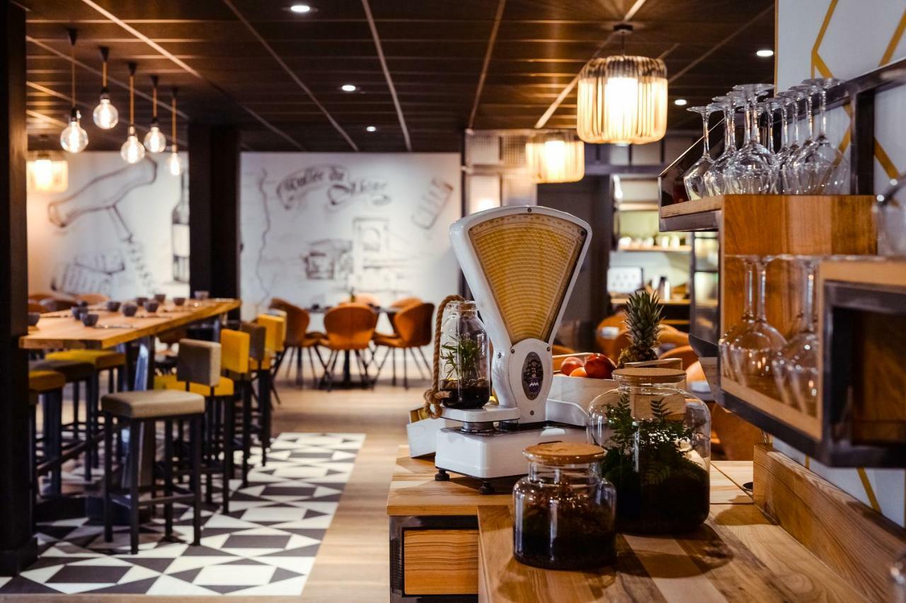 Mercure Lyon Est Chaponnay Exterior foto